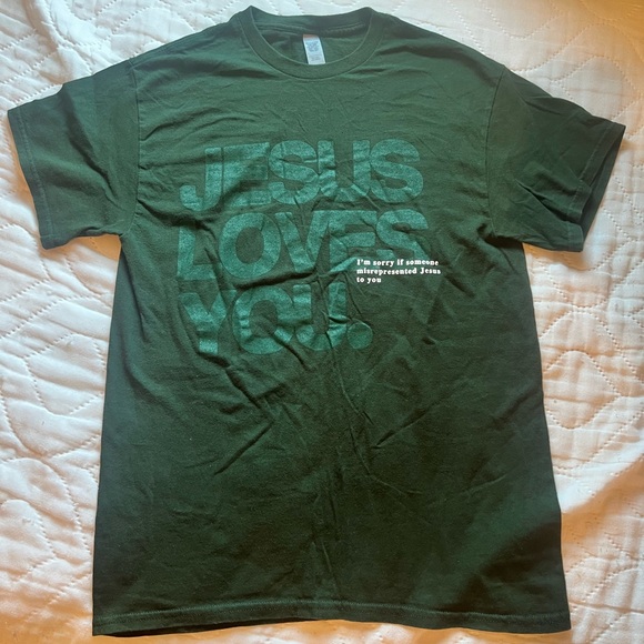 Green T- shirt - Picture 2 of 4